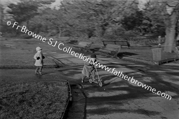 ST STEPHEN'S GREEN CHILDREN